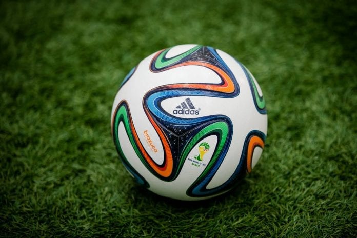 Adidas_Brazuca_2014_VM_fodbold