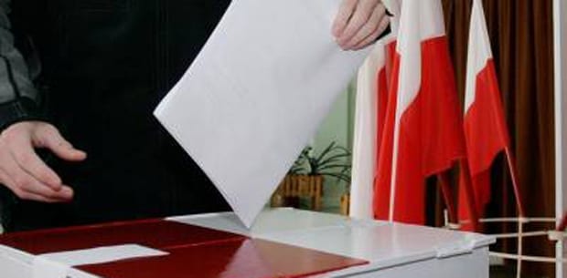 Polens_største_partier_bliver_de_største_tabere_før_valget_søndag