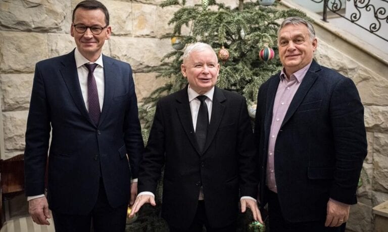 Polske politikere kan nu holde ekstra indtægter hemmelige