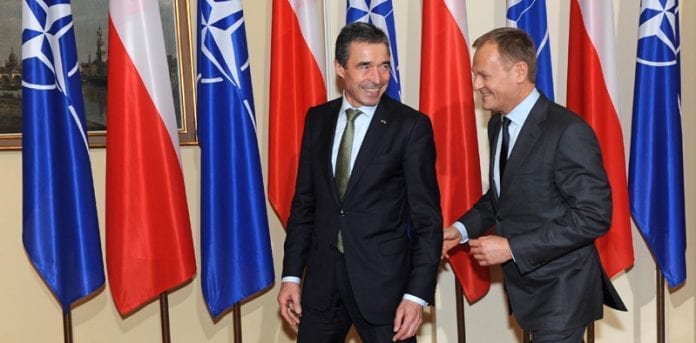 Donald_Tusk_og_Anders_Fogh_Rasmussen_til_NATO_møde