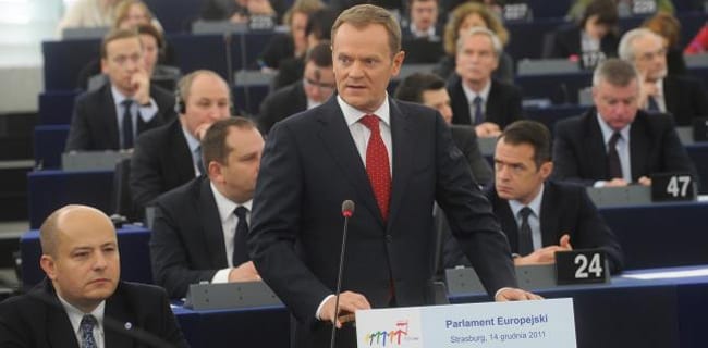 Donald_Tusk_taler_i_Europa_Parlamentet_polennu