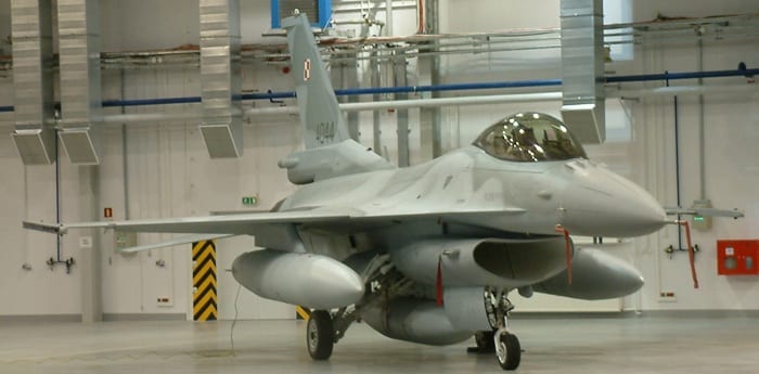 Flere amerikanske piloter og jagerfly i Polen