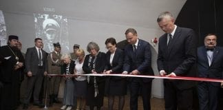 Museum_om_Katyn-massakren_åbnet_i_Polen_polennu