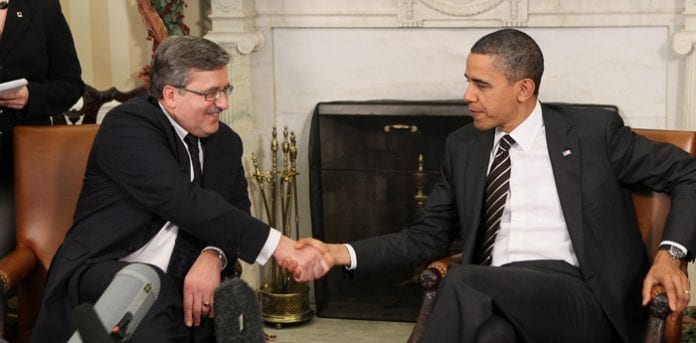 Møde_mellem_præsidenterne_fra_USA_og_Polen__8_dec