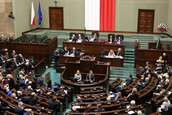 Parlamentet_i_Polen_har_annulleret_valget_af_fem_Højesteretsdommere
