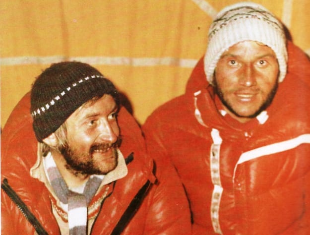 To polakker var de første der besteg Mount Everest