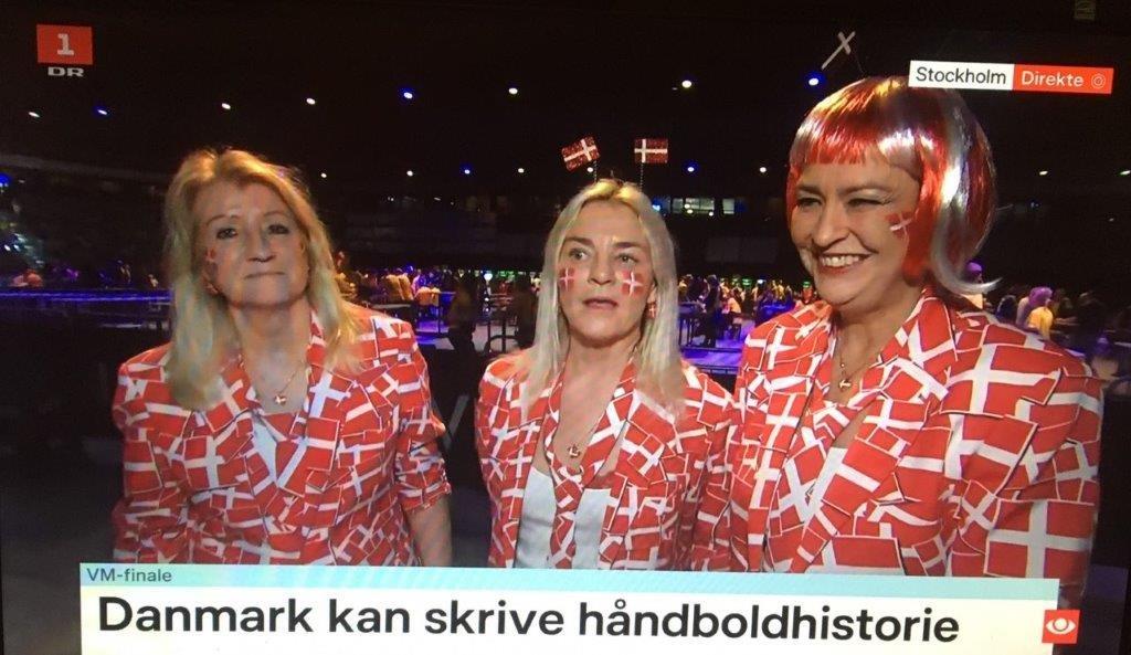 Pernille, Jette og Mette er formentlig de mest berømte danske fans af håndbolddrengene. De har været med hele vejen – også i Gdansk hvor de danske drenge vandt semifinalen.