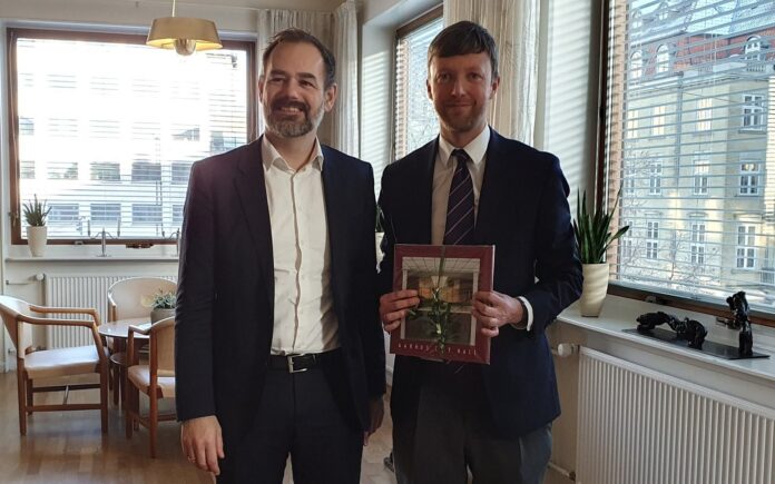 Aarhus borgmester Jacob Bundsgaard sammen med Polens ambassadør i Danmark, Antoni Falkowski, da ambassadøren første gang besøgte den jyske hovedstad.