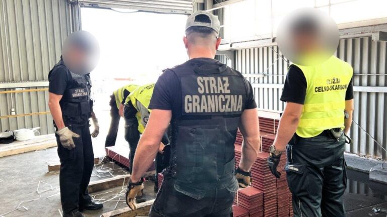 Næsten et halvt ton kokain fundet af polsk politi