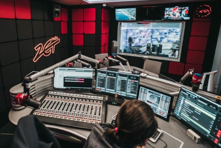 Polsk radio får kæmpe bøde for misinformation